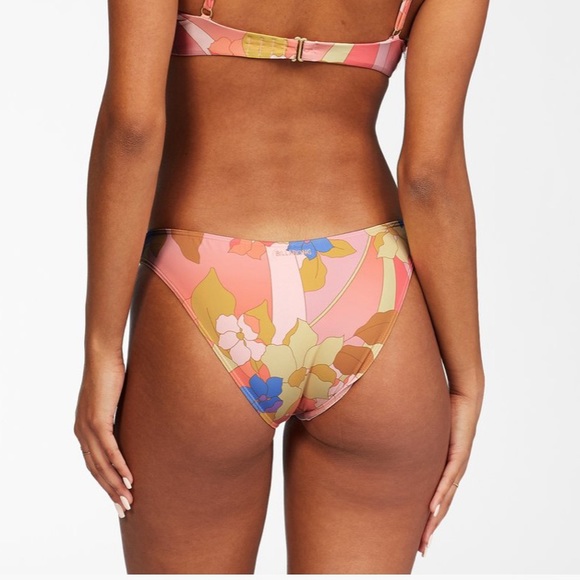 🆕NWT Billabong Groovy Garden Tropic Bikini Bottom - Picture 5 of 9